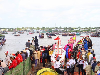 Cần Thơ: Lễ cầu an Miễu Bà Xóm Chài