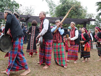 Lễ hội trỉa lúa của người Bru - Vân Kiều