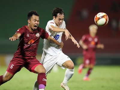 Nam Định sảy chân, cuộc đua vô địch V.League thêm phần hấp dẫn