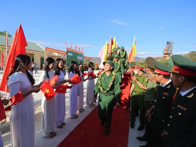 Gia Lai: Hơn 2.800 tân binh nô nức lên đường nhập ngũ