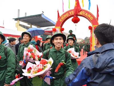 Hà Nội: Sôi nổi ngày hội tòng quân tại Ba Vì, Thanh Xuân
