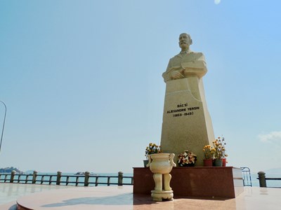 Tình yêu đất Việt mãnh liệt của ông Năm Yersin