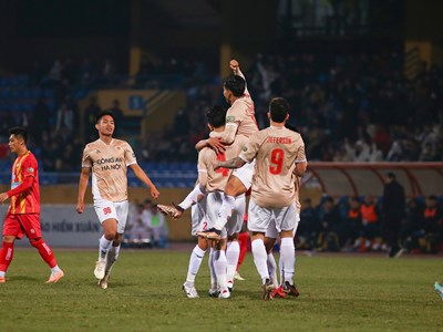 Công an Hà Nội thắng Đông Á Thanh Hoá trong trận cầu kịch tính