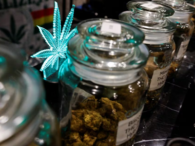 Thái Lan sẽ cấm sử dụng cần sa để giải trí vào cuối năm nay