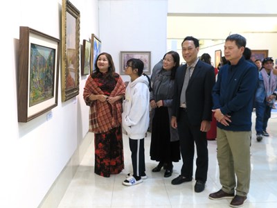 84 tác phẩm mỹ thuật tham dự triển lãm "Nắng Xuân”