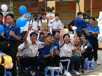 Hơn 3.200 học sinh tham gia ngày hội “Hướng nghiệp, tuyển sinh” năm 2024