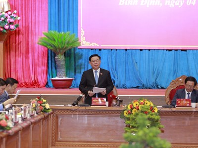 Chủ tịch Quốc hội: Bình Định phát triển du lịch phải gắn với phát triển thể thao, bảo tồn văn hoá