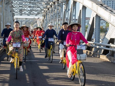 Tuần lễ Áo dài cộng đồng Huế 2024 sẽ có nhiều hoạt động ý nghĩa