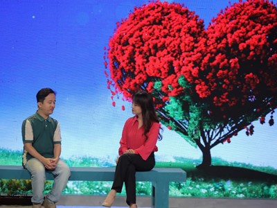 Tiếp thêm nghị lực với đêm gala “Trạm yêu thương”