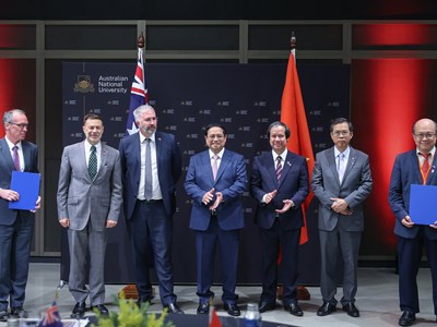 Thủ tướng Phạm Minh Chính thăm Đại học Quốc gia Australia