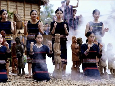 Mãn nhãn với chương trình nghệ thuật “Đăk Hà ngày mùa”