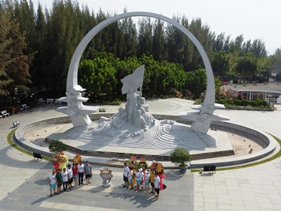 Khu tưởng niệm chiến sĩ Gạc Ma, nơi ấy ấm áp tình người