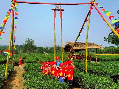 “Thiên đường chè” gắn với xây dựng nông thôn mới