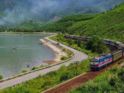 Mở bán vé tàu du lịch “Kết nối di sản miền Trung”