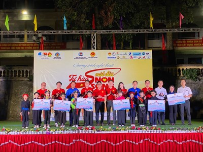 Đoàn Thanh niên Bộ VHTTDL: Hướng về nơi biên cương Tổ quốc