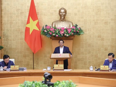 Thủ tướng: Các dự án luật phải được xây dựng theo hướng đẩy mạnh phân cấp, phân quyền