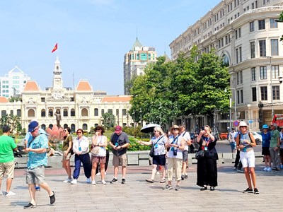 Khách quốc tế đến Việt Nam quý I.2024 cao hơn so với cùng kỳ năm 2019