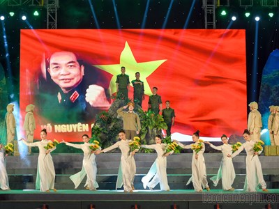 Tổ chức chương trình nghệ thuật kỷ niệm 70 năm Chiến thắng Điện Biên Phủ