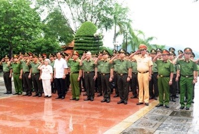 Tổ chức kỷ niệm 80 năm Ngày truyền thống Công an nhân dân, 20 năm Ngày hội toàn dân bảo vệ an ninh Tổ quốc