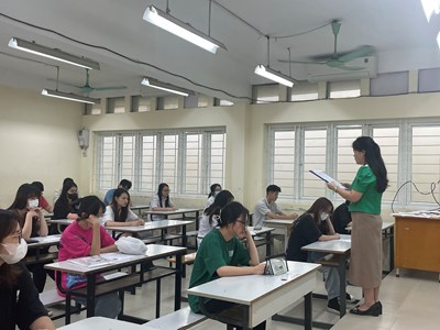 Bổ sung biên chế ngành giáo dục để khắc phục tình trạng thiếu giáo viên