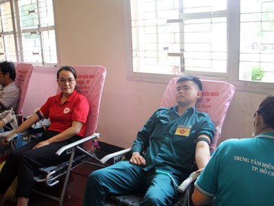 Phát động “Ngày toàn dân hiến máu tình nguyện”