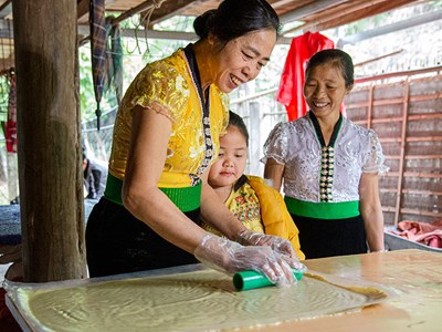 Nghề làm bánh khẩu xén, chí chọp là Di sản văn hóa phi vật thể quốc gia