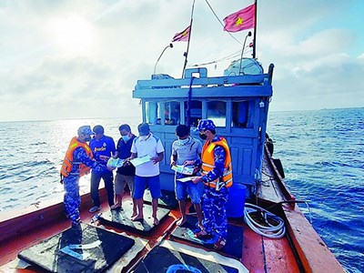 Khai thác thủy sản không có Giấy phép bị phạt tới 100 triệu đồng