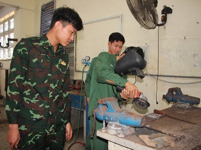 Khánh Hòa: Đẩy mạnh công tác đào tạo nghề cho thanh niên hoàn thành nghĩa vụ