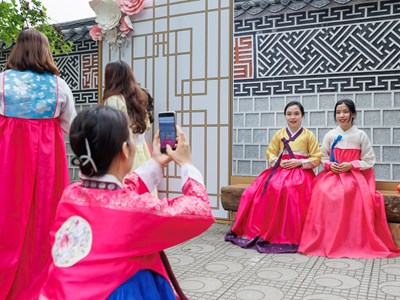 Lễ hội Con đường văn hóa Hàn Quốc tại Việt Nam