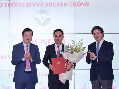 Phó Cục trưởng Cục Báo chí Nguyễn Văn Hiếu giữ chức Tổng Biên tập Tạp chí Thông tin và Truyền thông
