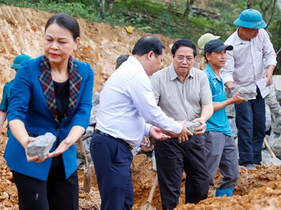 Thủ tướng phát động cả nước chung tay xóa nhà tạm, nhà dột nát cho hộ nghèo