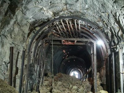 Sự cố sạt lở tại hầm đường sắt Đèo Cả: Chuyển tải và hỗ trợ tối đa cho khách tiếp tục hành trình