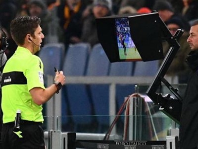 Công nghệ VAR khiến World Cup 2018 nhiều penalty kỷ lục và lật tẩy “kịch sĩ”