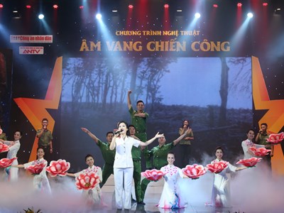 Tiếp tục vinh danh người chiến sĩ công an bằng âm nhạc
