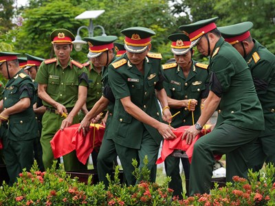  Thừa Thiên Huế: Truy điệu, an táng 12 liệt sĩ hy sinh ở Lào