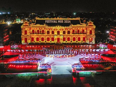 Khai mạc Tuần lễ Festival nghệ thuật quốc tế Huế 2024