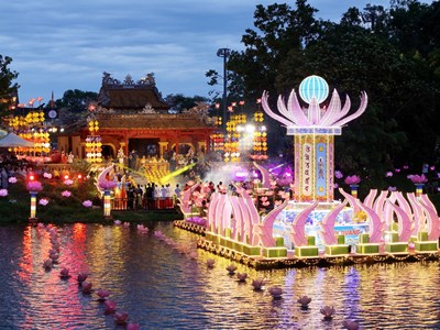 Lan tỏa nét đẹp văn hóa Phật giáo tại Tuần lễ Festival Huế 2024