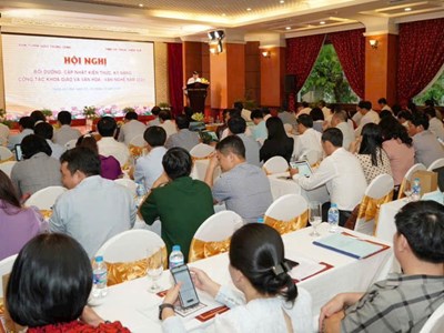 Nâng cao kỹ năng công tác khoa giáo và văn hóa văn nghệ