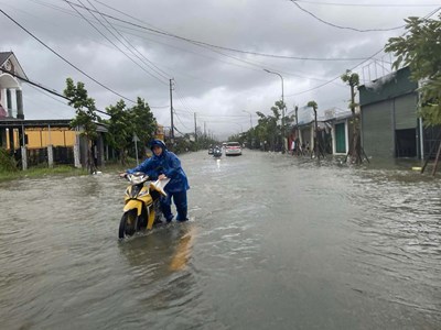 Thừa Thiên Huế yêu cầu người dân không ra đường từ sáng 27.10