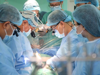 Bệnh viện Trung ương Huế thực hiện ca ghép tim xuyên Việt thứ 13 thành công 