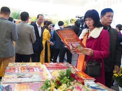 Trưng bày và giới thiệu hơn 1.200 ấn phẩm ở Hội báo xuân Huế 2025