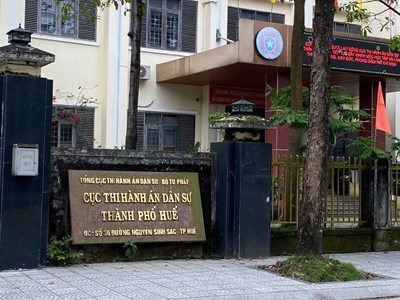 Khởi tố nữ kế toán Cục Thi hành án dân sự thành phố Huế về tội “Tham ô tài sản”