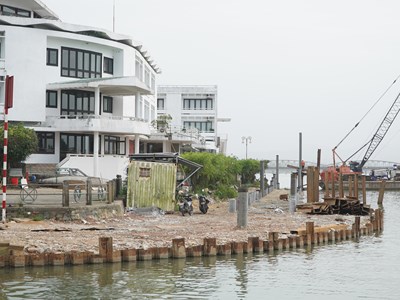 Hơn 35,2 tỉ đồng xây dựng đường đi bộ ven sông Hương