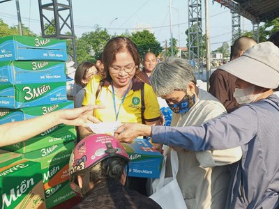 “Phiên chợ 0 đồng” hỗ trợ 1.000 hộ dân khó khăn tại Huế