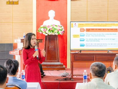 Nâng cao kỹ năng giao tiếp, ứng xử của lực lượng bảo vệ di tích Huế