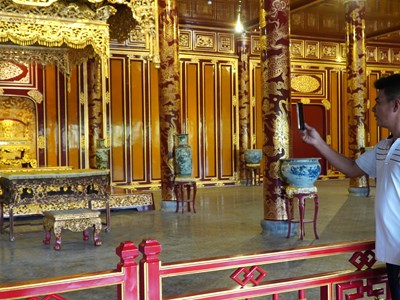 12 thành viên Hội đồng đánh giá để phục chế Ngai vua triều Nguyễn là ai?