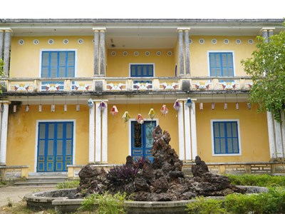Nhà lưu niệm Hoàng Thái hậu cuối cùng của triều Nguyễn để hoang nhiều năm