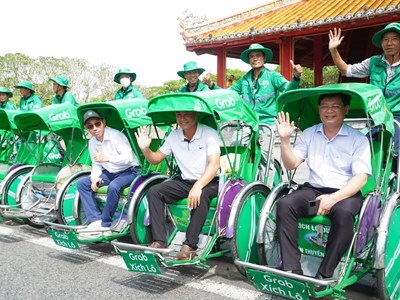 Đến Huế trải nghiệm dịch vụ Grab xích lô đầu tiên tại Việt Nam