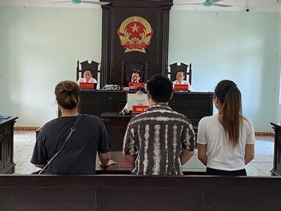 Huế: Khởi tố một thẩm phán về tội nhận hối lộ