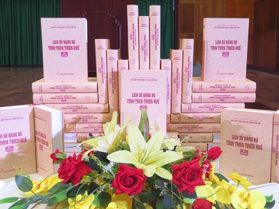 Phát hành tập sách “Lịch sử Đảng bộ Thừa Thiên Huế” tập IV